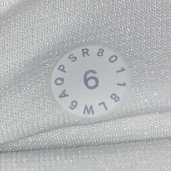 White Lululemon Active Leggings - Picture 5 of 5